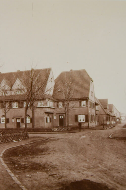 Bismarckplatz mit Kleinkinderschule der Mannstaedt-Werke, vor 1923, zur Verfügung gestellt von Klaus Waldow